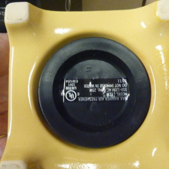 2 Piece Yellow ELECTRIC Ceramic Wax Tart Melt Warmer Burner NEW Boxed Last One! - Picture 5 of 6